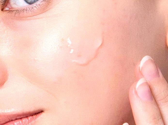 The Role of Hyaluronic Acid in Skincare Routines