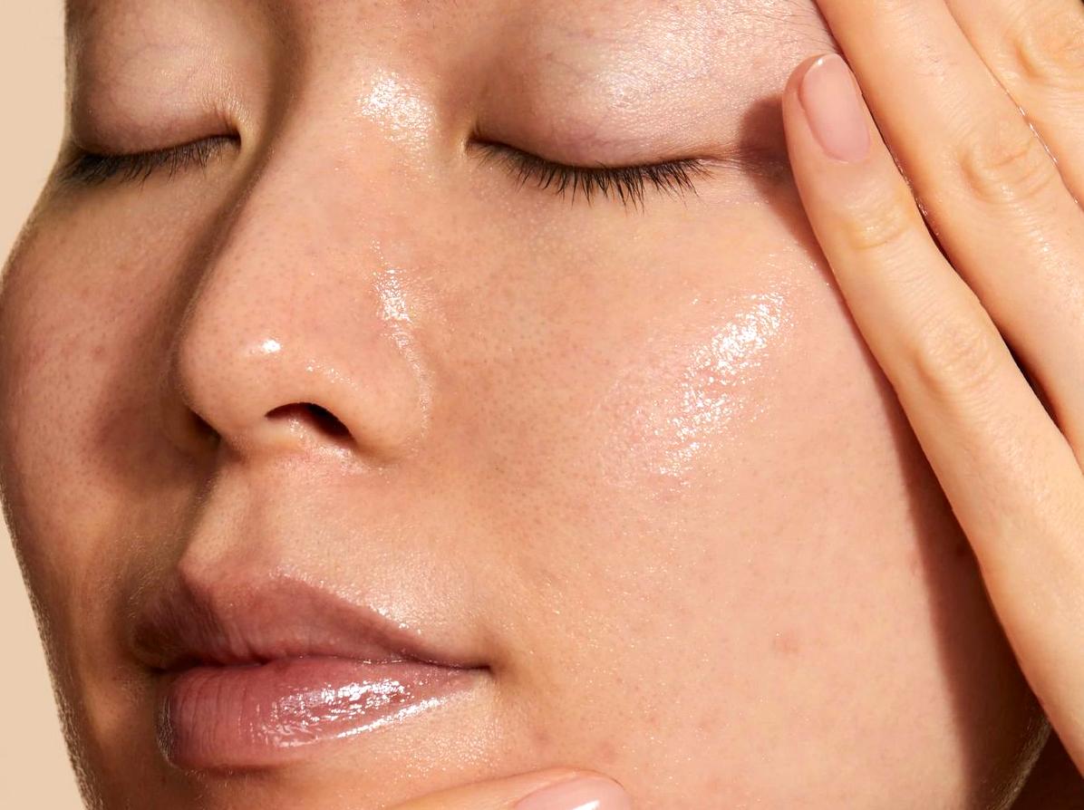 Hyaluronic Acid: A Key Element in Skincare Solutions